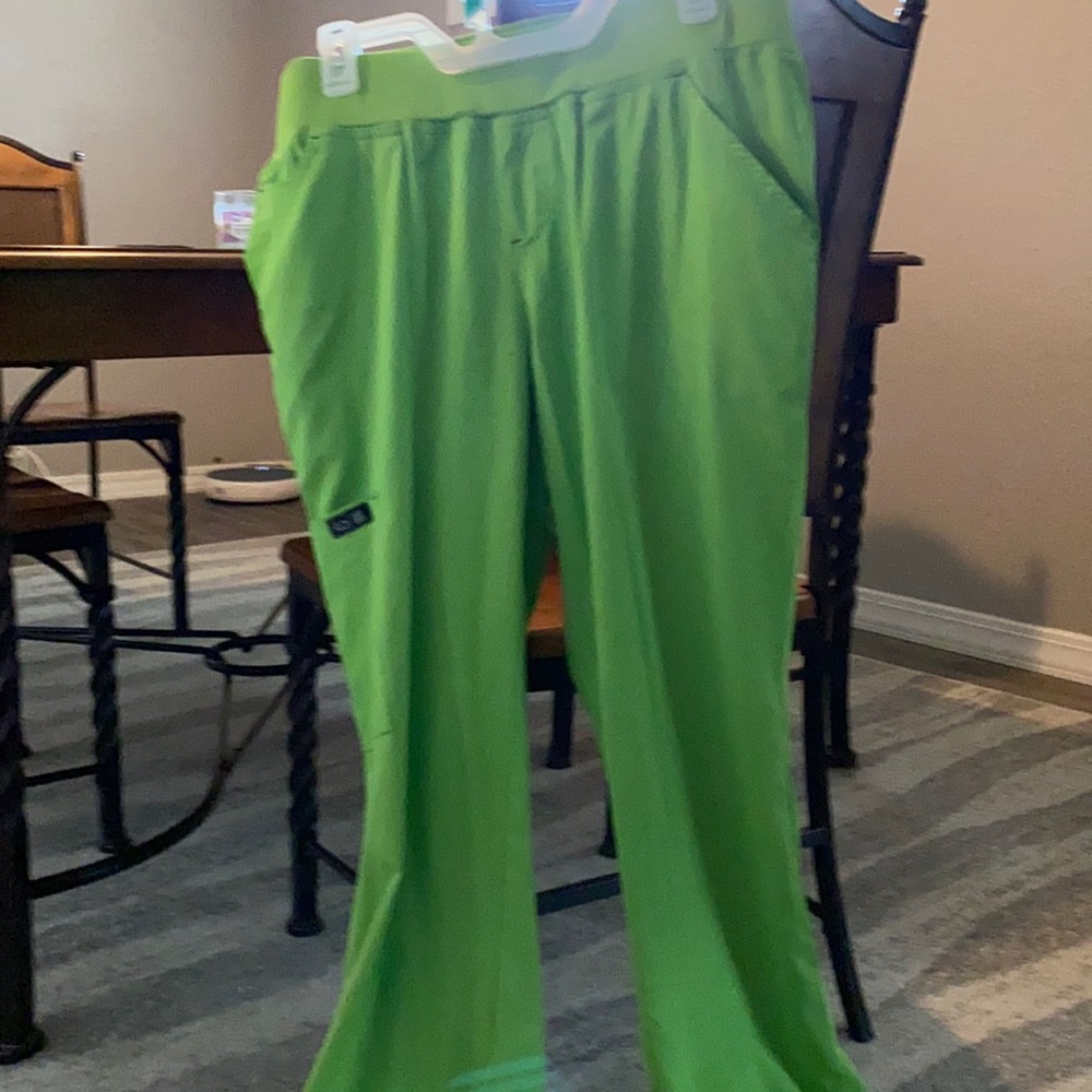 Scrub pants